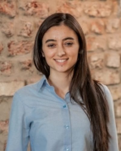 Ayse Ayse
