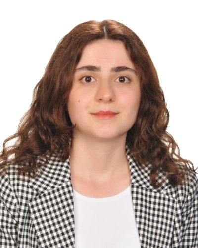 ceren_ahin_prof_photo ceren_ahin_prof_photo